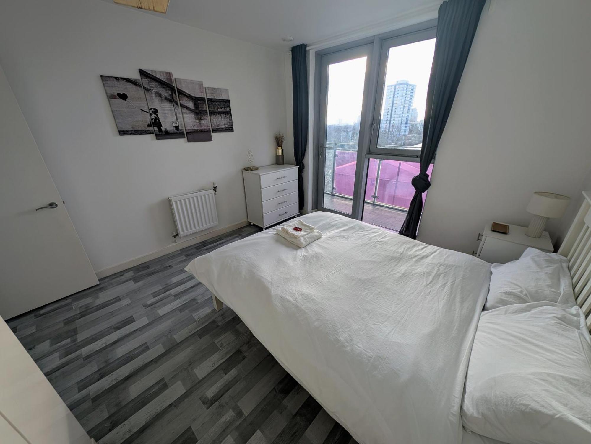 Giogio - Comfortable Stratford Flat With Stunning Views Apartamento Londres Exterior foto